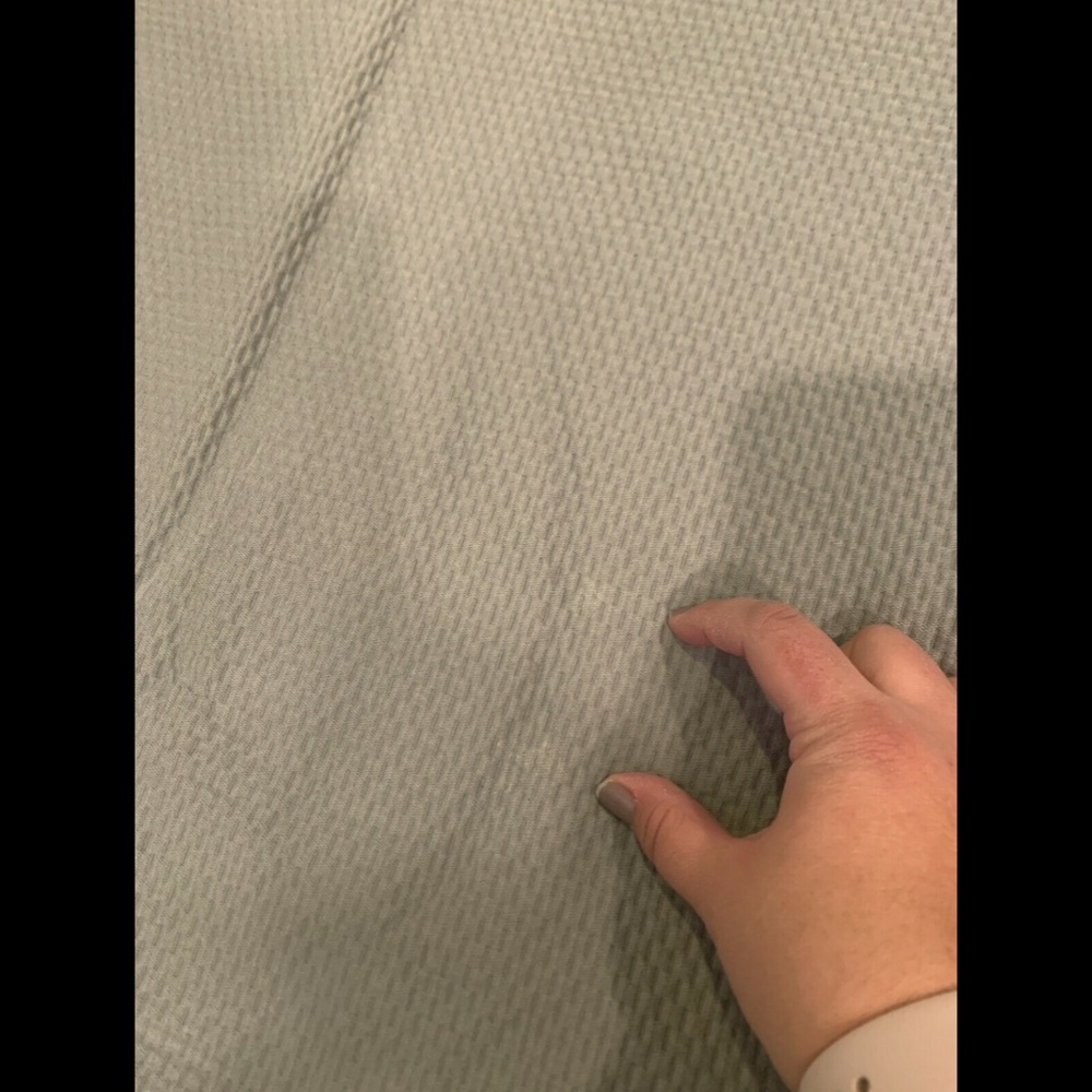 EUC SFERRA Perrio Full/Queen Coverlet‎ Blanket in Silver Grey --DEFECTS-- - Picture 9 of 12